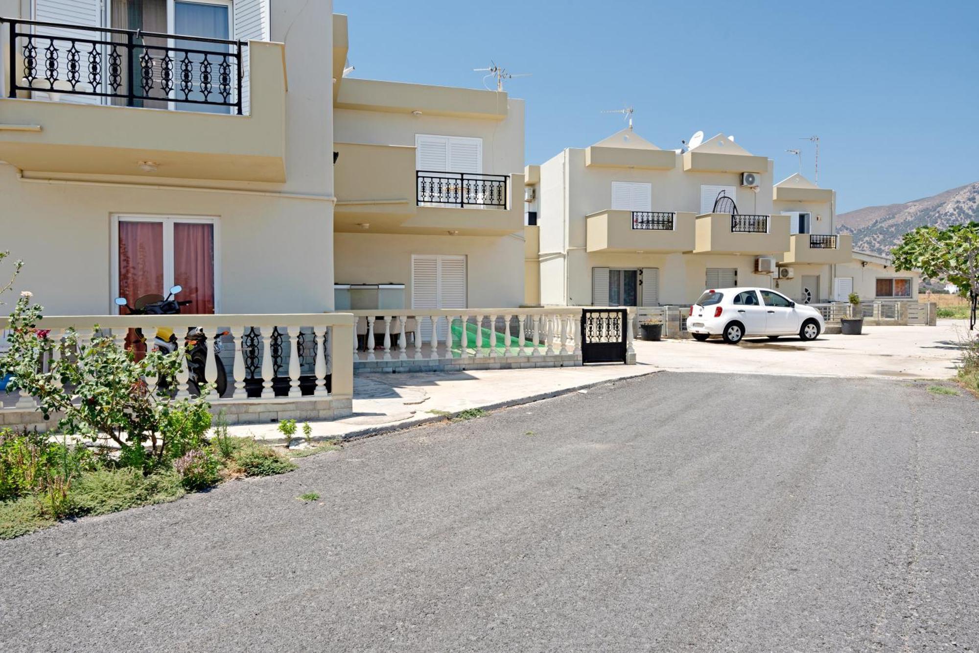 Апартаменты Athina Seaside Kardamena  Экстерьер фото